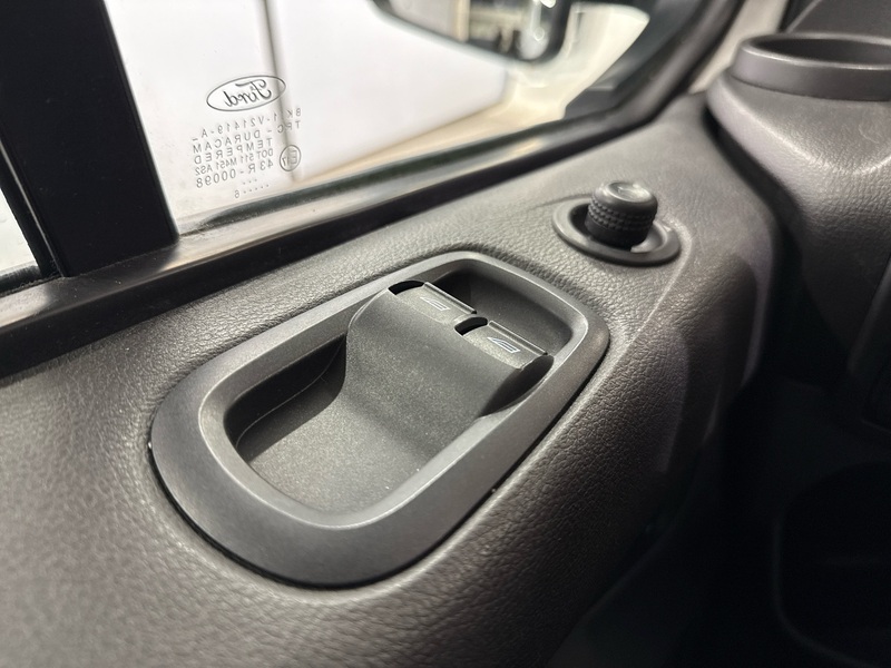 Ford Transit Custom vaihtoauto