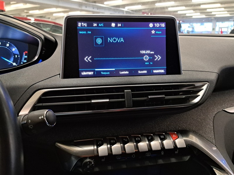 Peugeot 5008 vaihtoauto