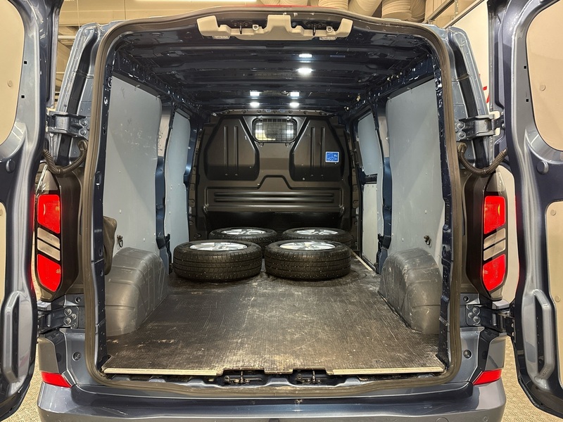 Ford Transit Custom vaihtoauto