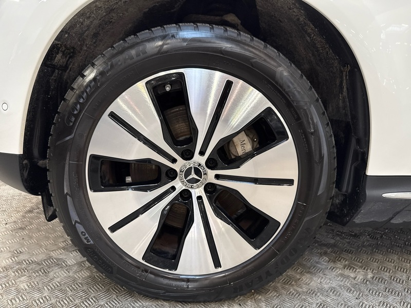 Mercedes-Benz EQC vaihtoauto