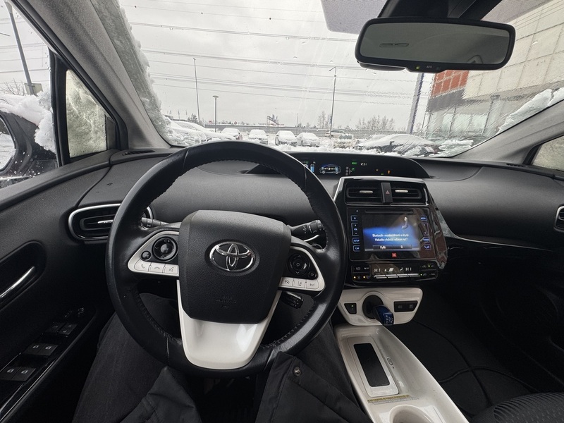 Toyota Prius vaihtoauto