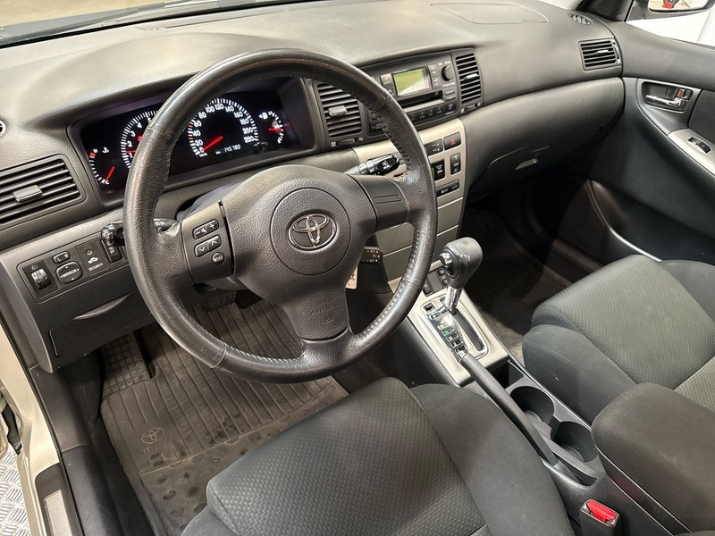 Toyota Corolla vaihtoauto