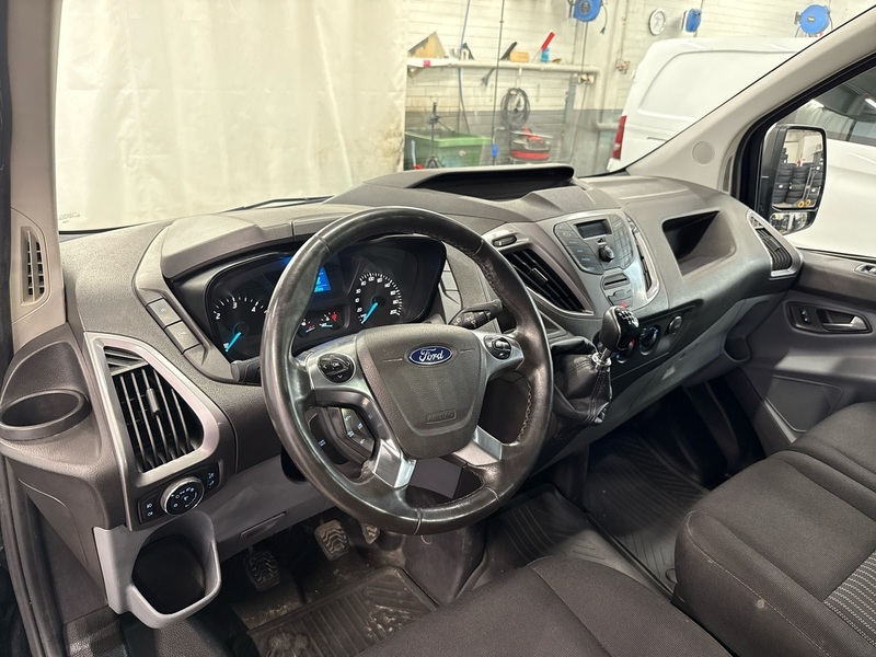 Ford Transit Custom vaihtoauto