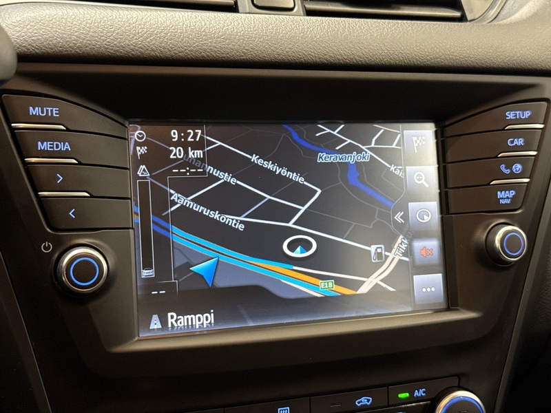 Toyota Avensis vaihtoauto