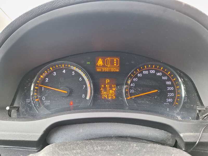 Toyota Avensis vaihtoauto