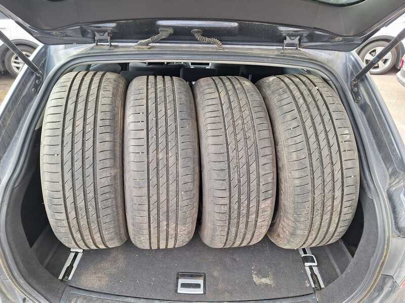 Toyota Avensis vaihtoauto