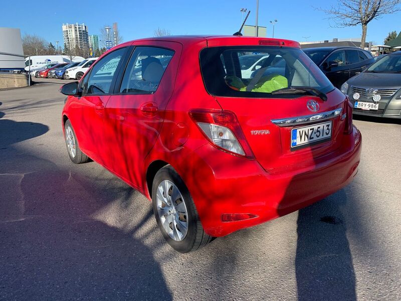 Toyota Yaris vaihtoauto