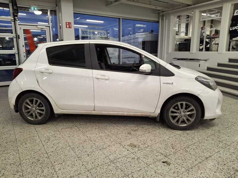 Toyota Yaris vaihtoauto