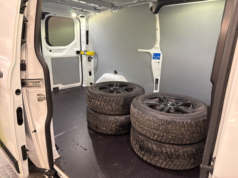 Ford Transit Custom vaihtoauto