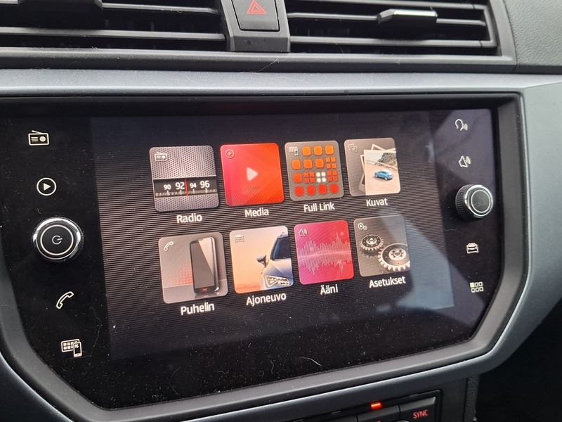 SEAT Arona vaihtoauto