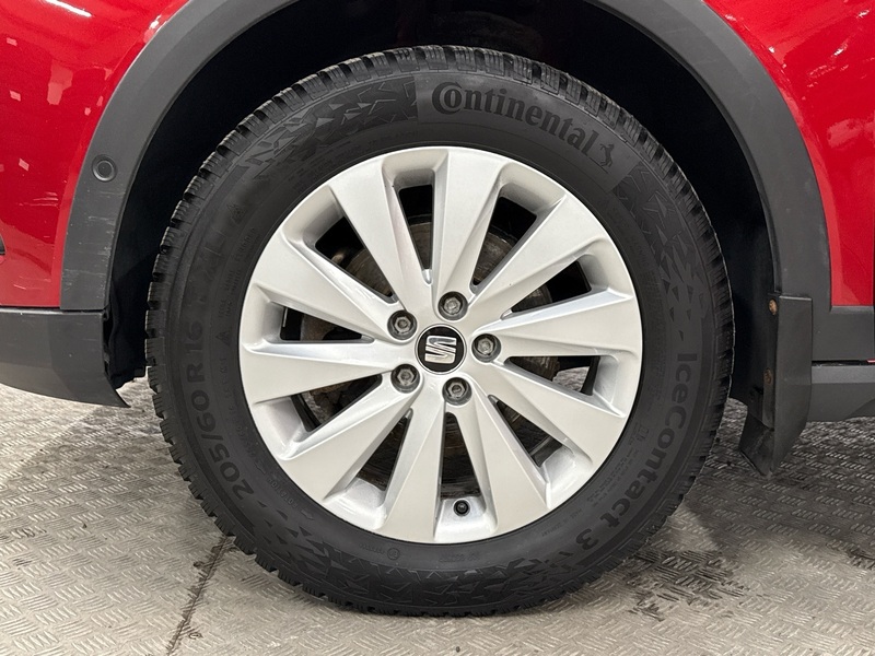 SEAT Arona vaihtoauto