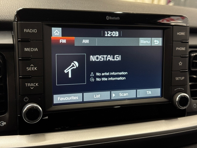 Kia Stonic vaihtoauto