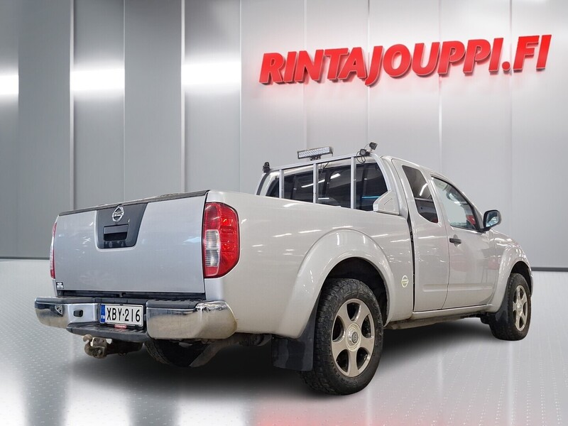 Nissan Navara vaihtoauto