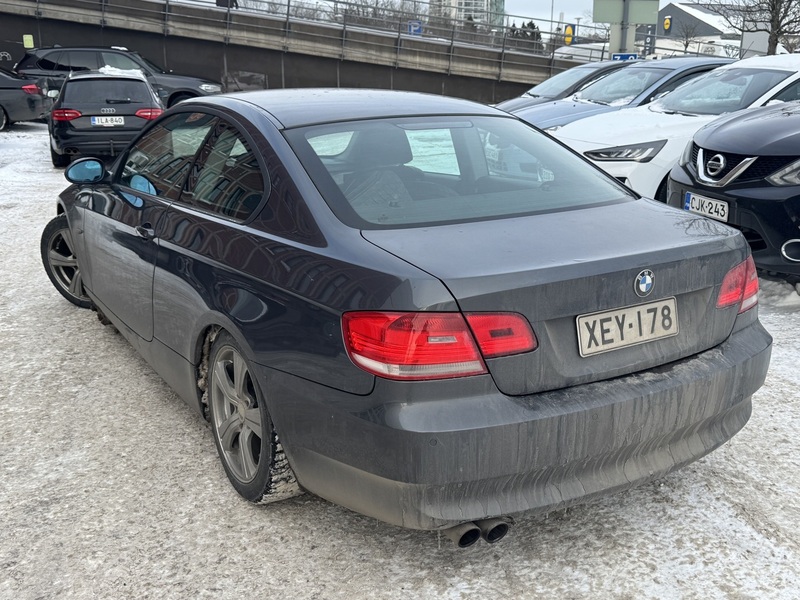 BMW 325 vaihtoauto