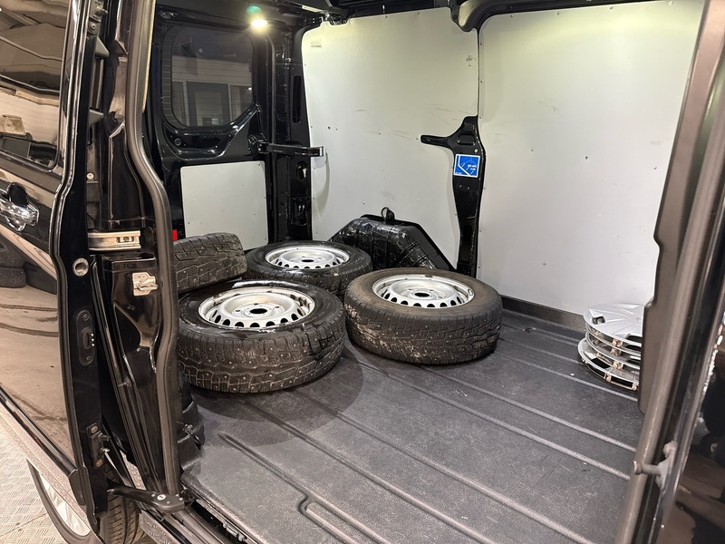 Ford Transit Custom vaihtoauto