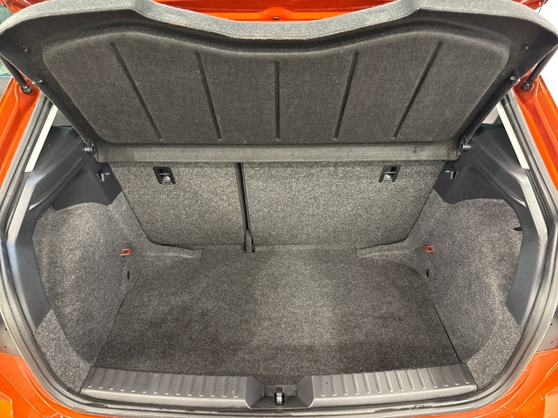 SEAT Ibiza vaihtoauto