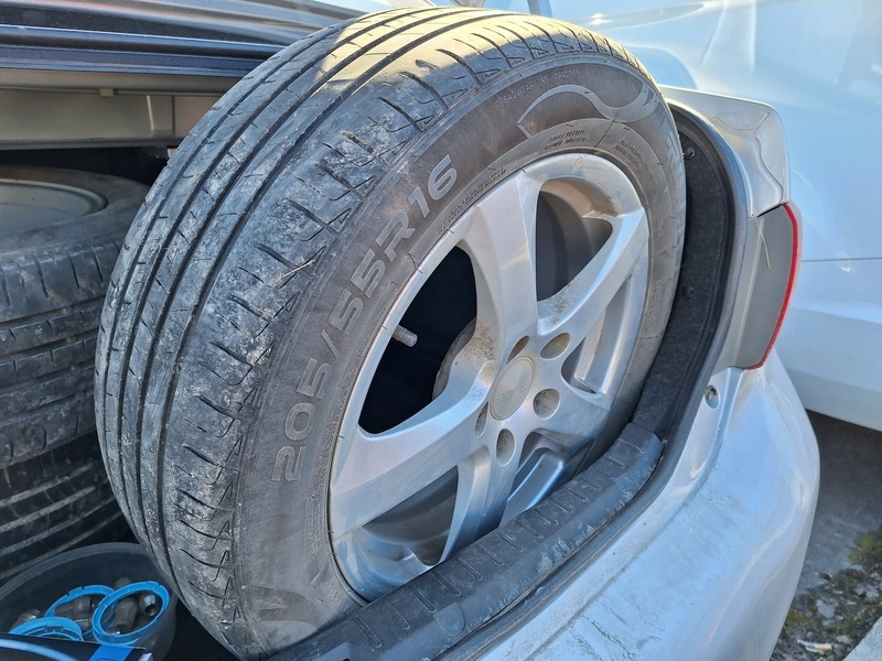 Toyota Corolla vaihtoauto