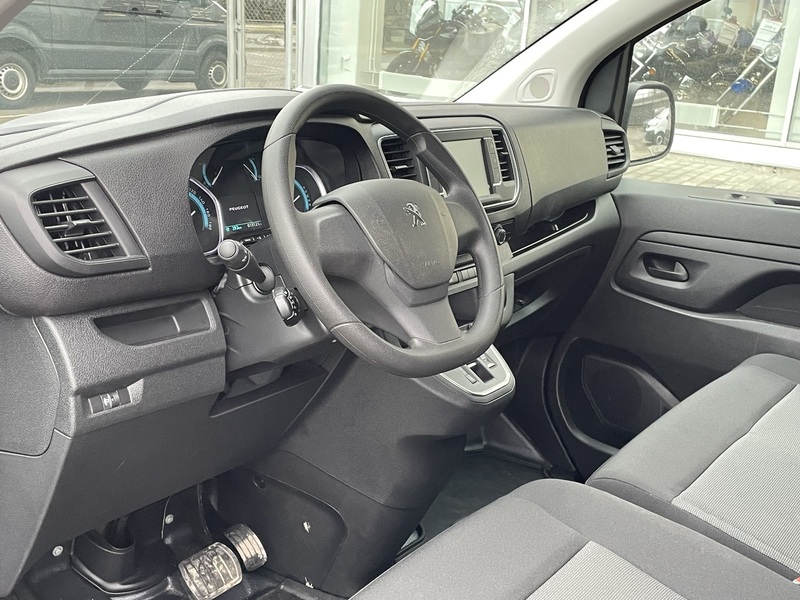 Peugeot e-Expert vaihtoauto