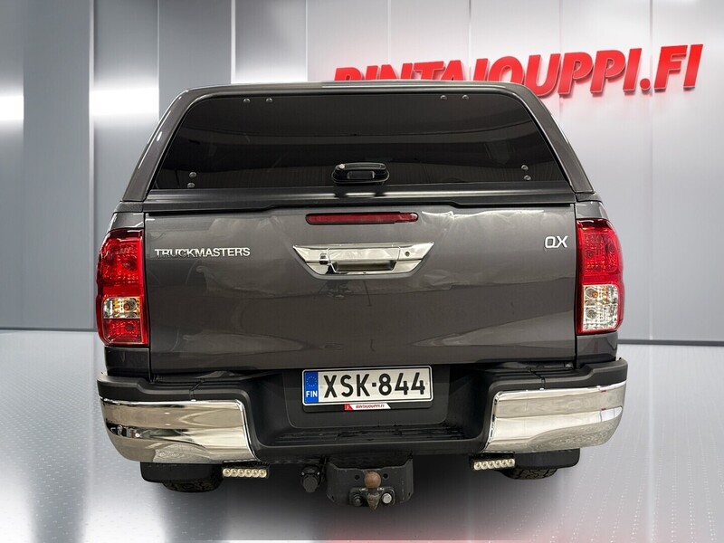 Toyota Hilux vaihtoauto