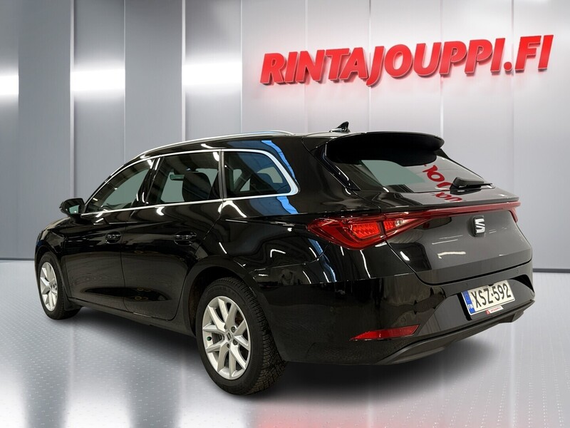 SEAT Leon Sportstourer vaihtoauto