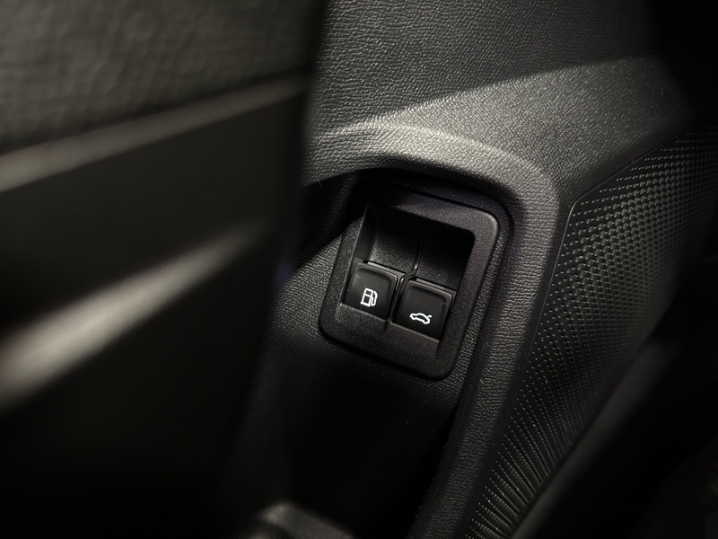 SEAT Leon Sportstourer vaihtoauto