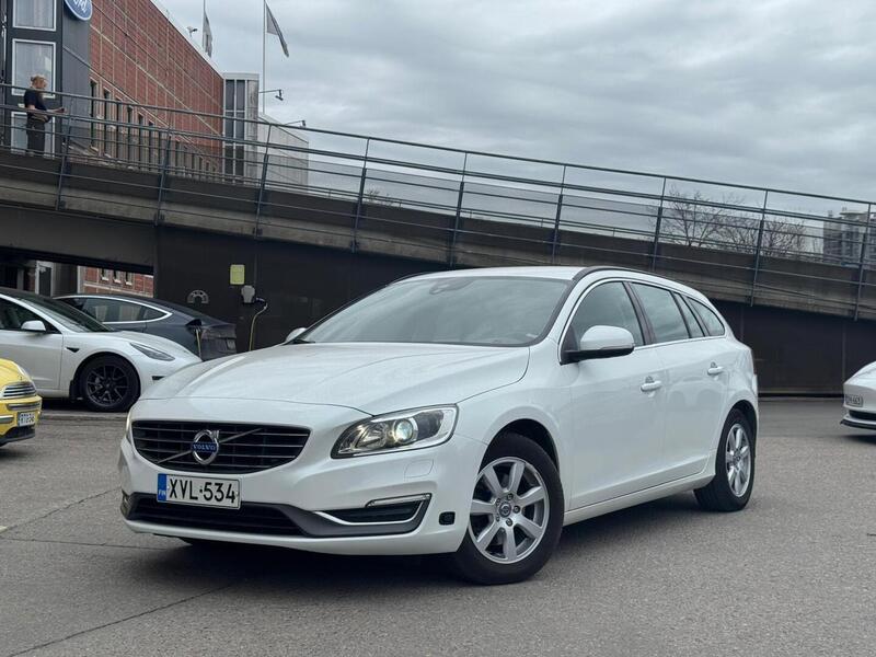 Volvo V60 vaihtoauto