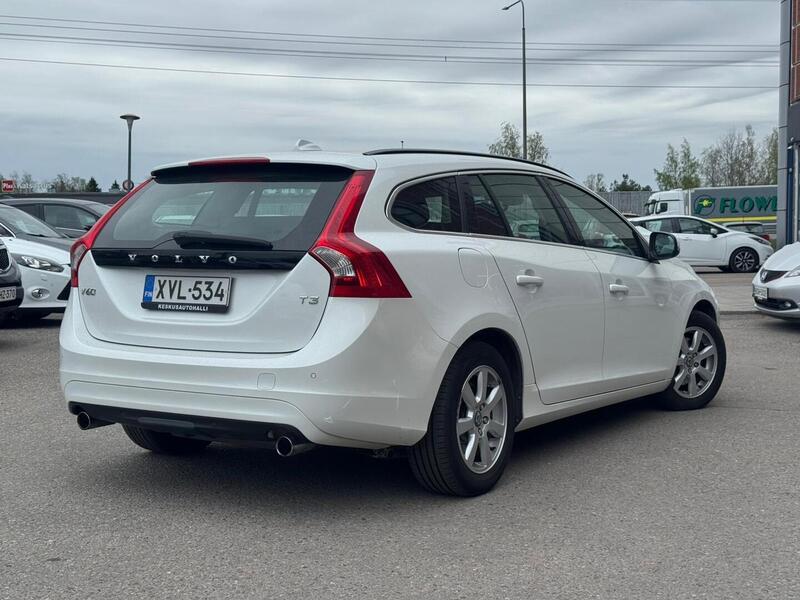 Volvo V60 vaihtoauto