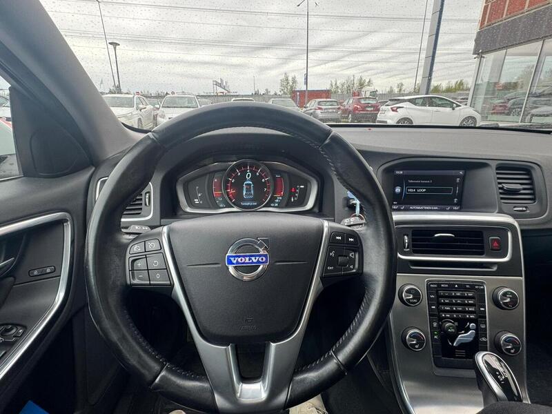 Volvo V60 vaihtoauto