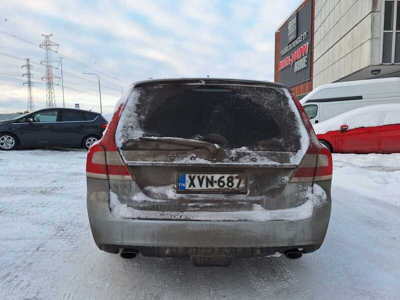 Volvo V70 vaihtoauto