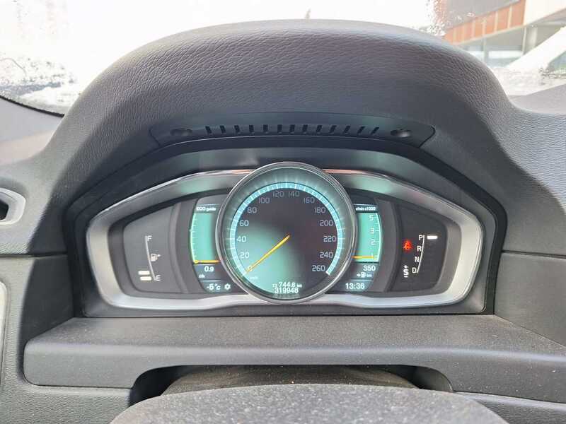 Volvo V70 vaihtoauto