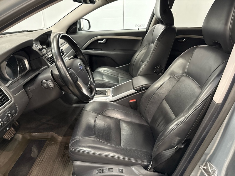 Volvo V70 vaihtoauto