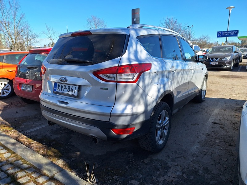 Ford Kuga vaihtoauto