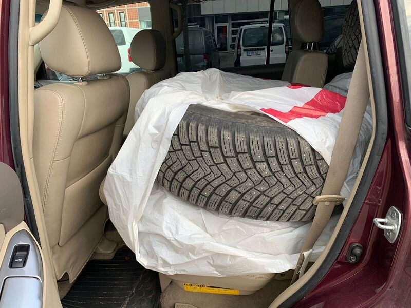 Toyota Land Cruiser vaihtoauto