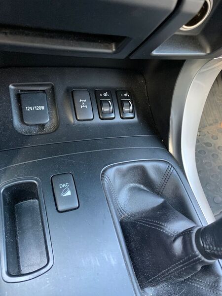 Toyota Land Cruiser vaihtoauto