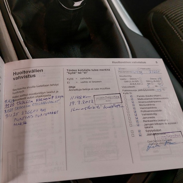 Opel Insignia vaihtoauto