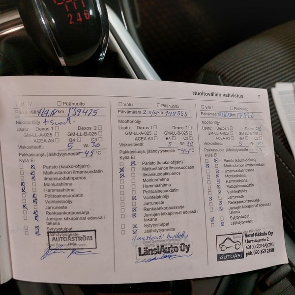 Opel Insignia vaihtoauto