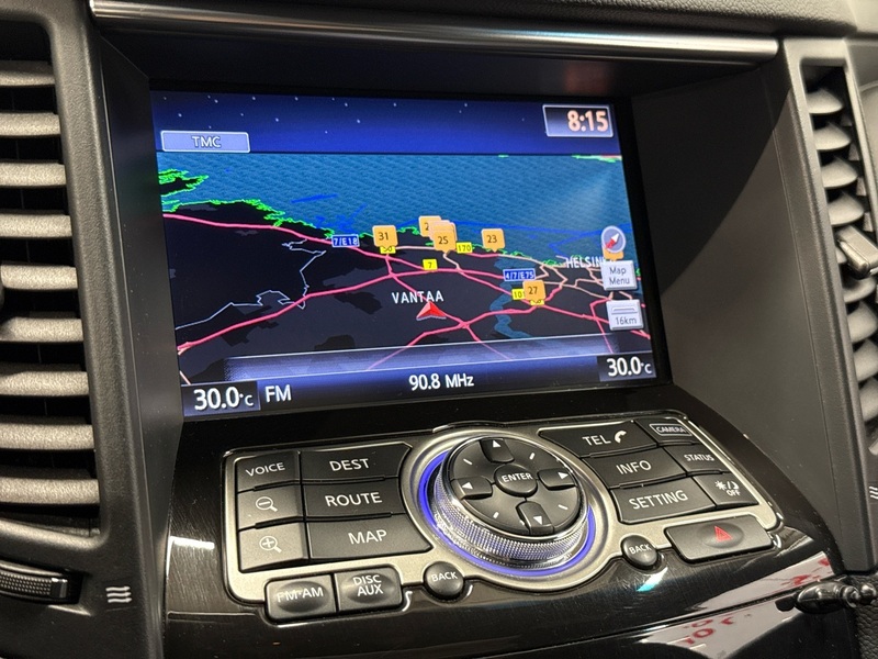 Infiniti FX30d vaihtoauto