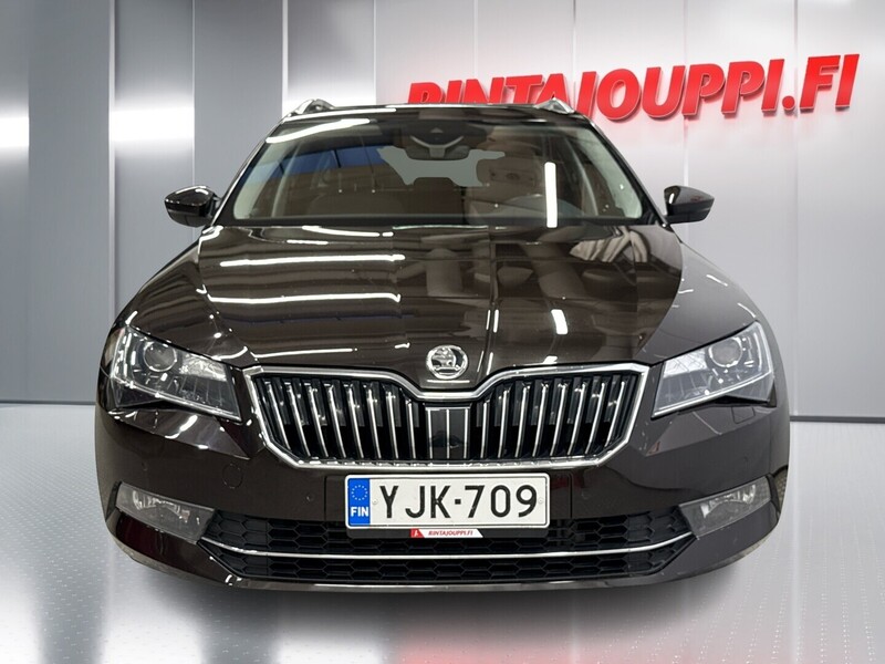 Skoda Superb vaihtoauto