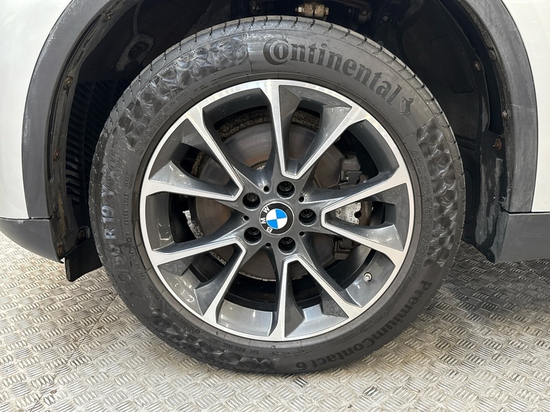 BMW X5 vaihtoauto