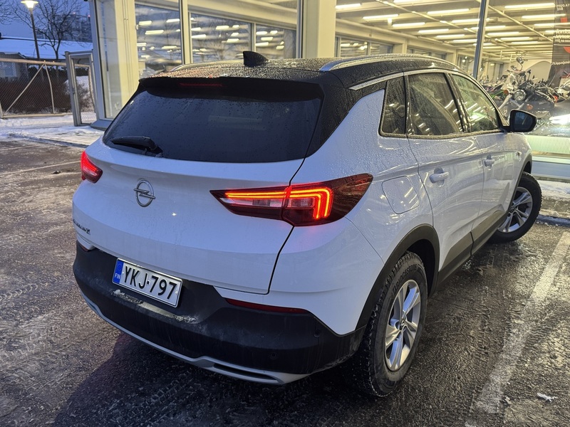 Opel Grandland X vaihtoauto