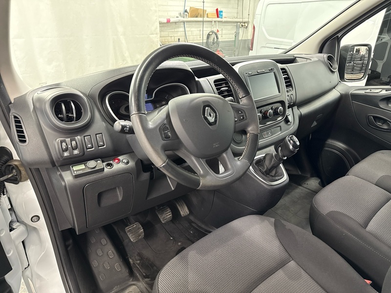 Renault Trafic vaihtoauto