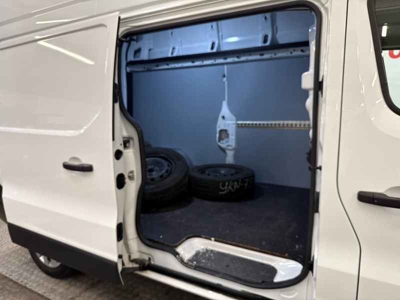 Renault Trafic vaihtoauto