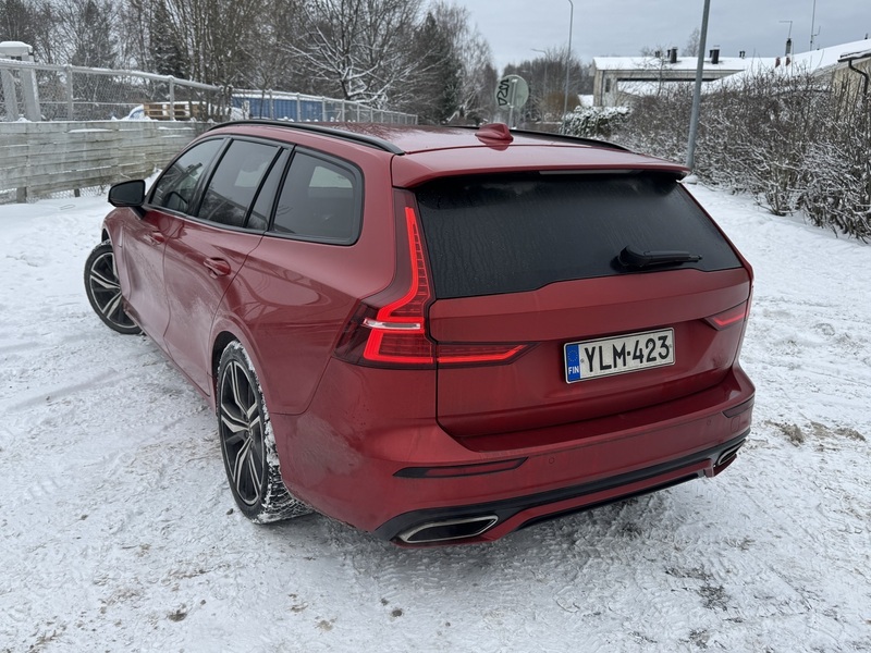 Volvo V60 vaihtoauto