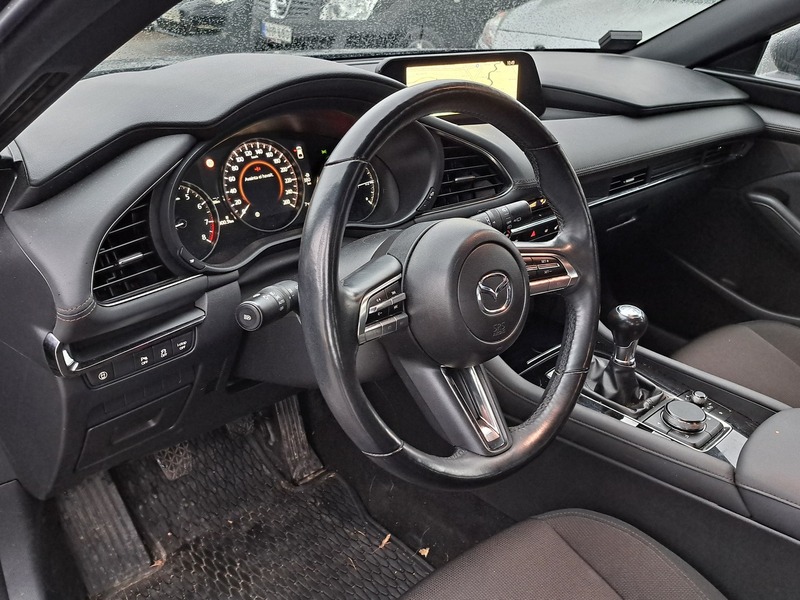 Mazda 3 vaihtoauto