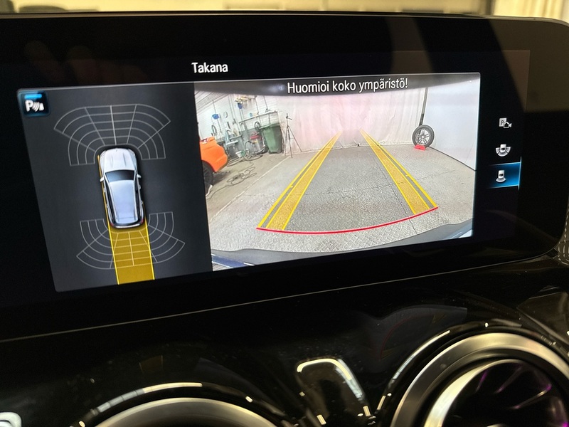 Mercedes-Benz EQB vaihtoauto