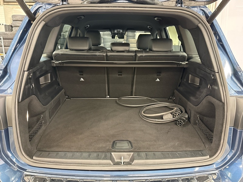 Mercedes-Benz EQB vaihtoauto