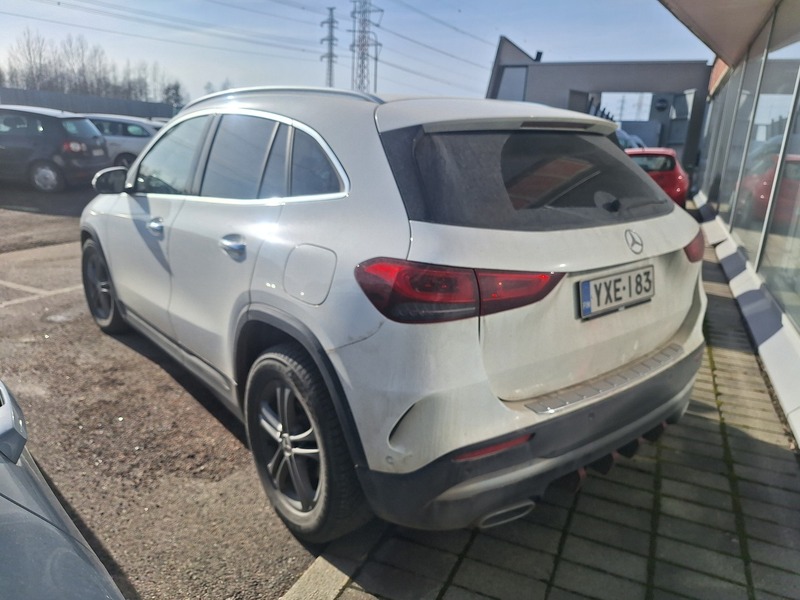 Mercedes-Benz GLA vaihtoauto