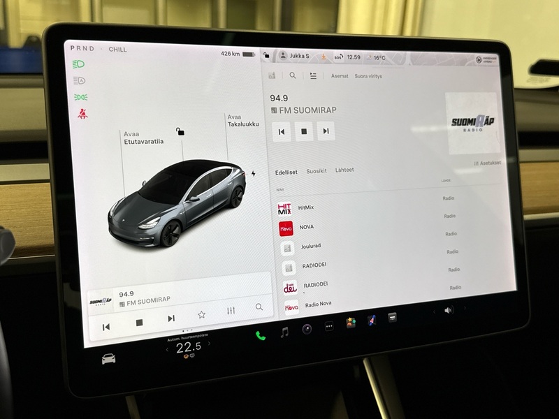 Tesla Model 3 vaihtoauto