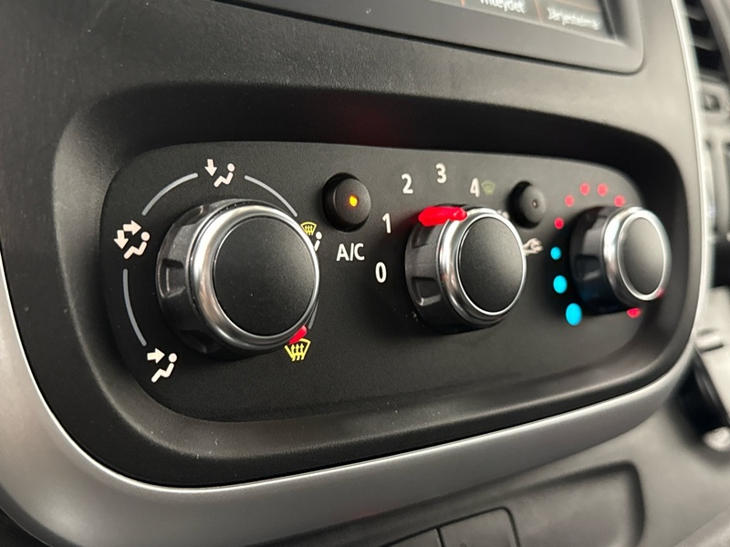 Renault Trafic vaihtoauto