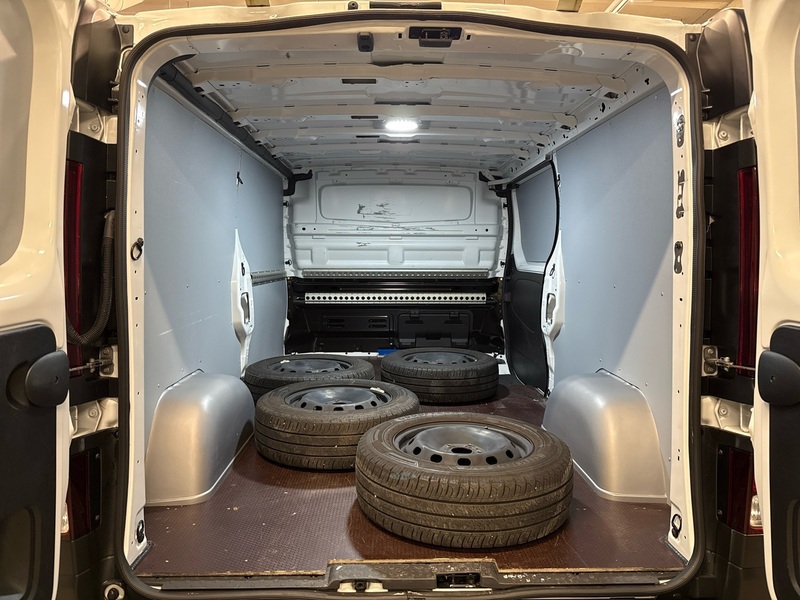 Renault Trafic vaihtoauto